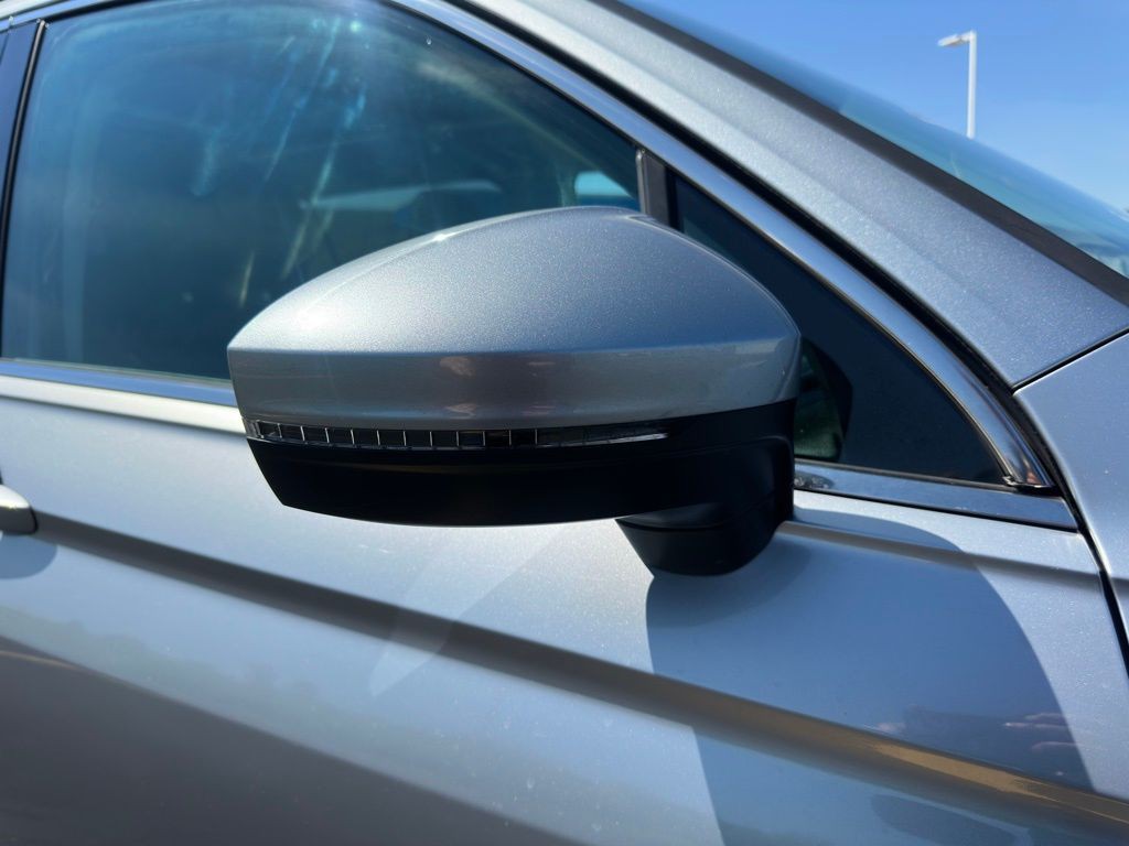 2019 Volkswagen Tiguan Image 39