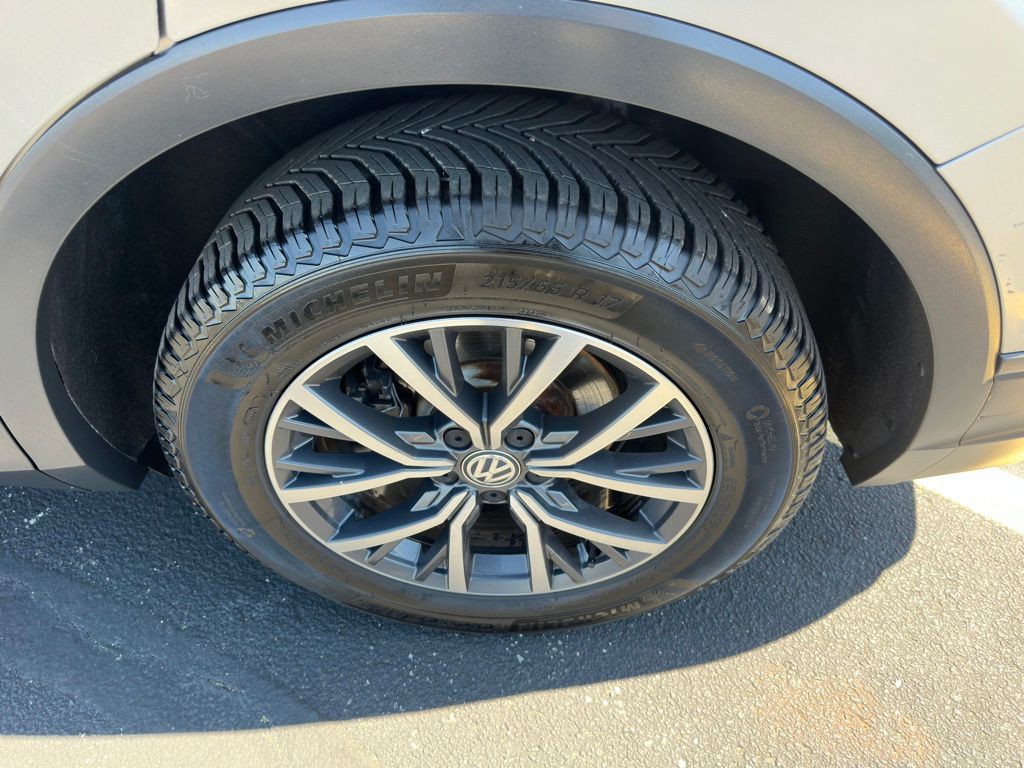 2019 Volkswagen Tiguan Image 42