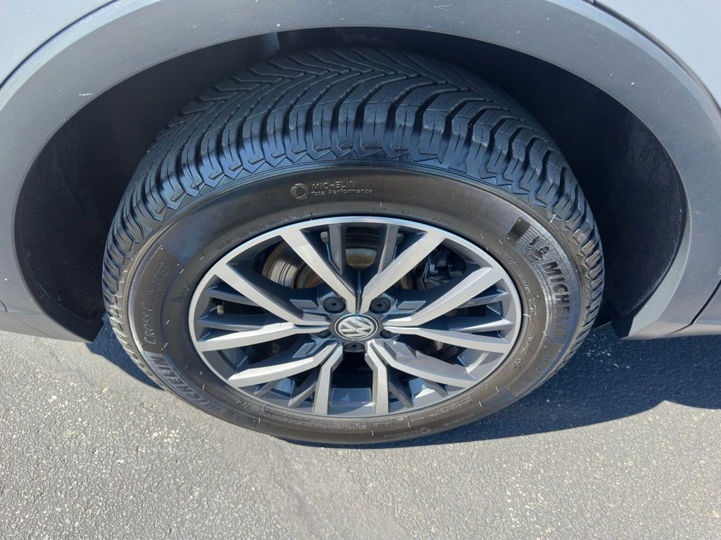 2019 Volkswagen Tiguan Image 43
