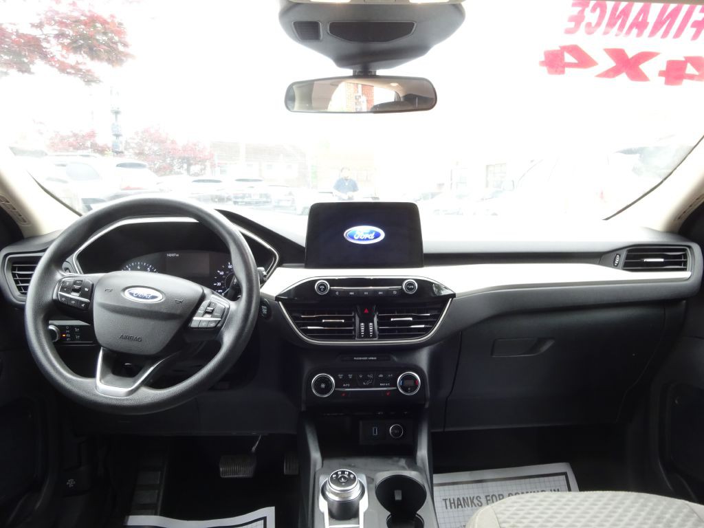 2020 Ford Escape Image 10