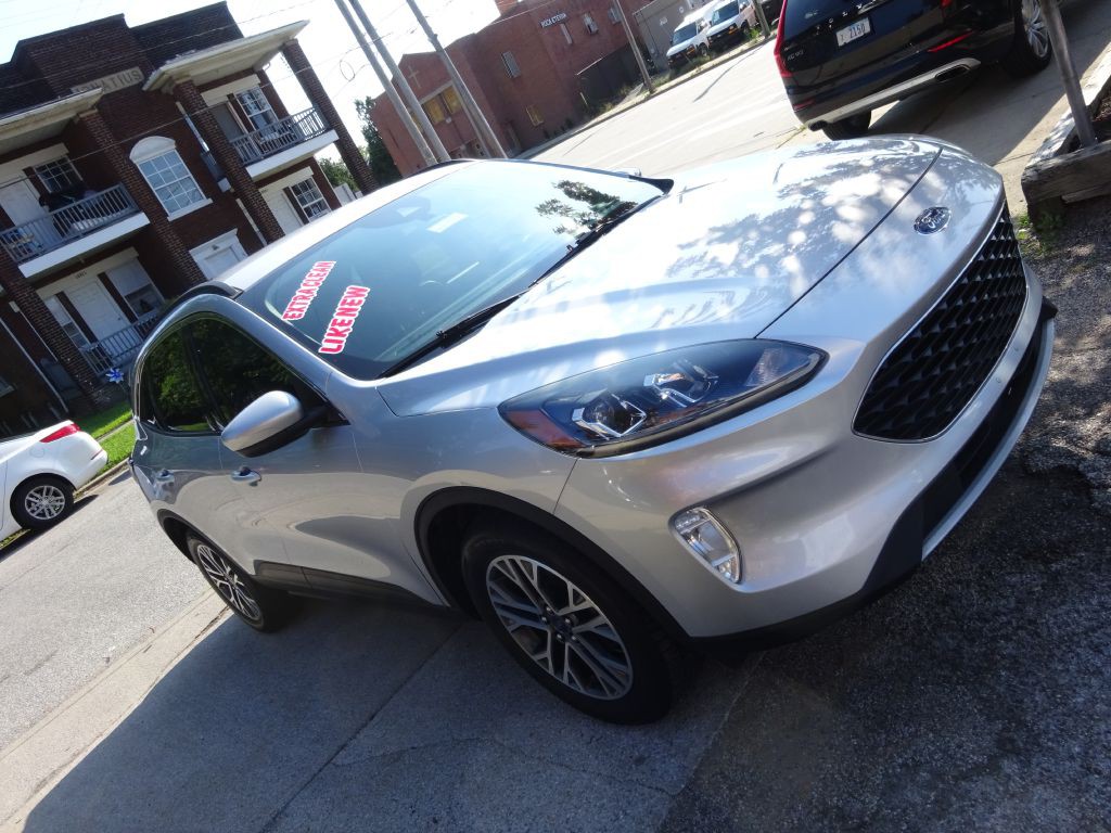 2020 Ford Escape Image 3