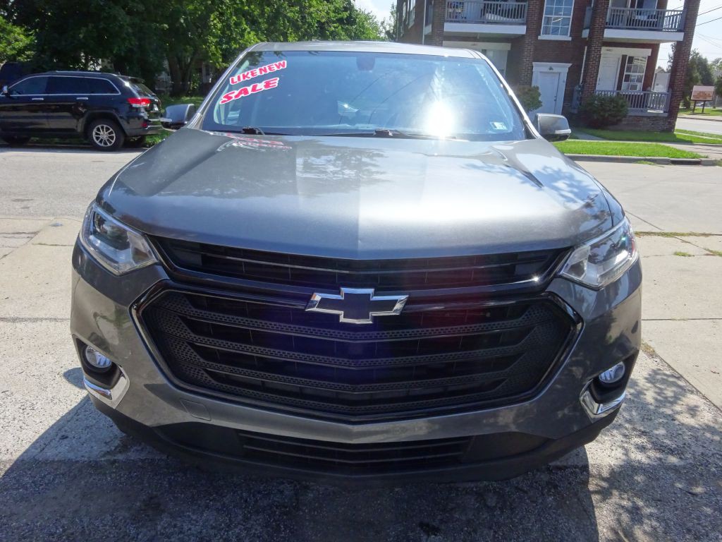 2020 Chevrolet Traverse Image 2