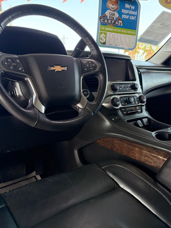 2018 Chevrolet Tahoe Image 2