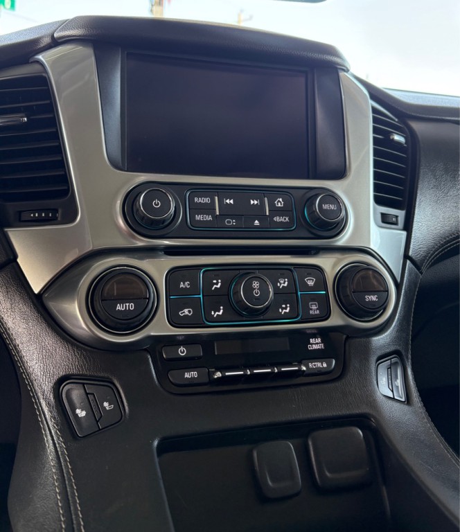 2018 Chevrolet Tahoe Image 3