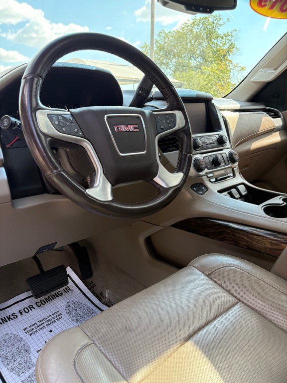 2019 GMC Yukon Image 2