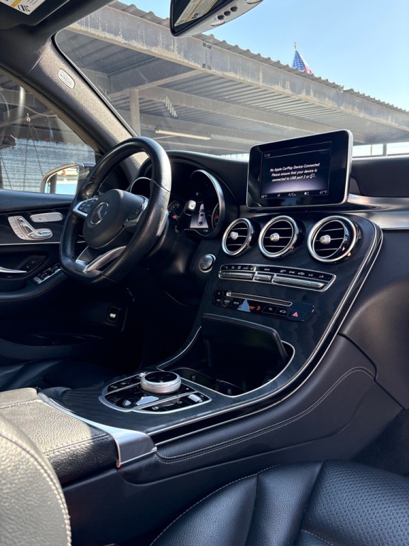 2018 Mercedes-Benz GLC-Class Image 4