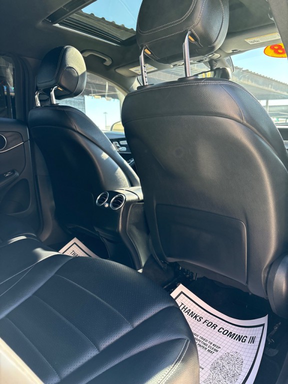 2018 Mercedes-Benz GLC-Class Image 8