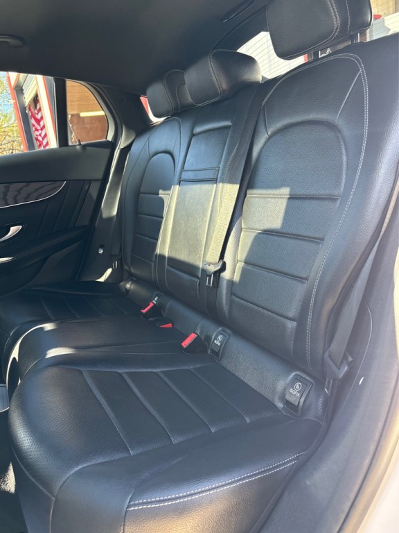 2018 Mercedes-Benz GLC-Class Image 10