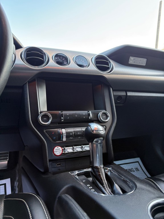 2015 Ford Mustang Image 3