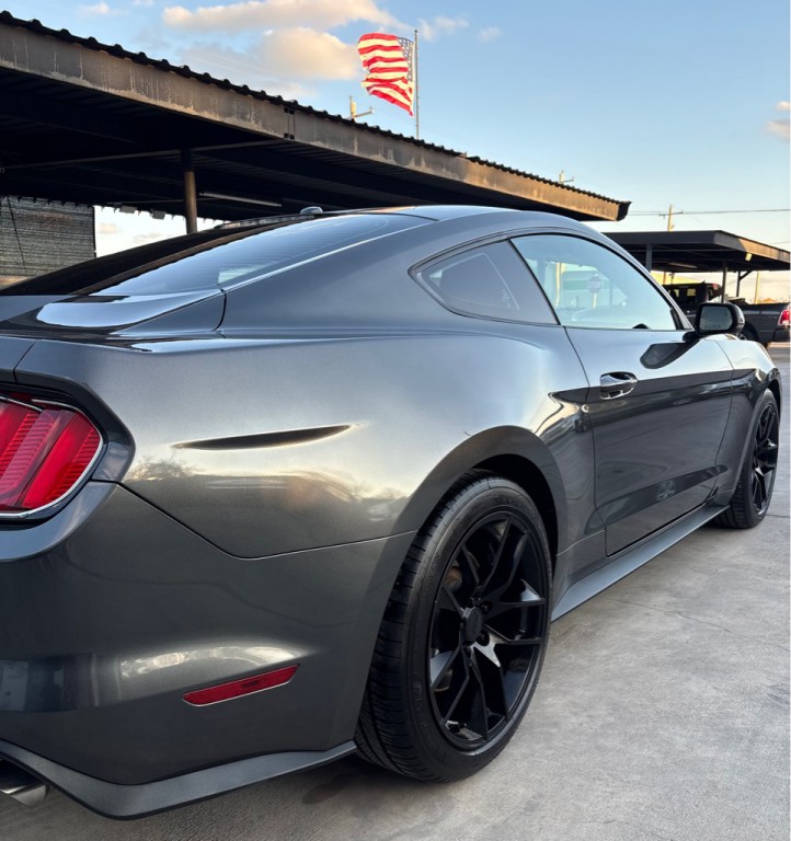 2015 Ford Mustang Image 11