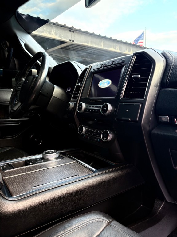 2018 Ford Expedition Image 4