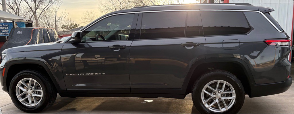 2022 Jeep Grand Cherokee Image 14