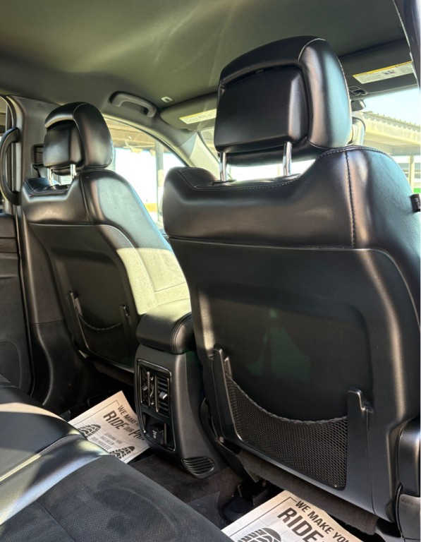 2017 Jeep Grand Cherokee Image 9