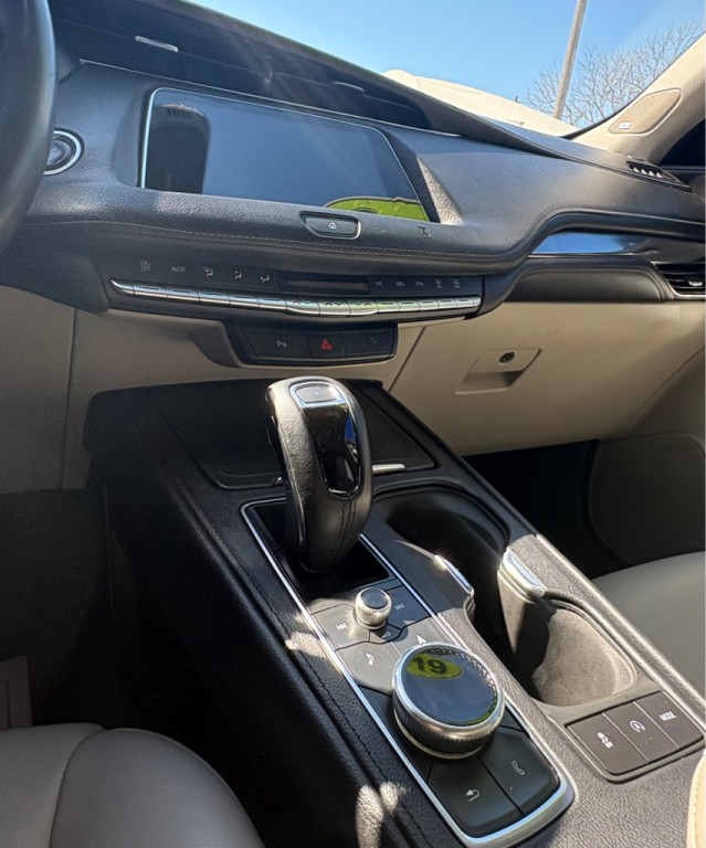 2019 Cadillac XT4 Image 3