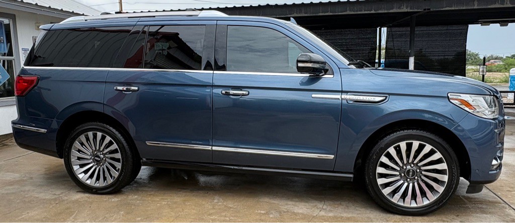 2019 Lincoln Navigator Image 14