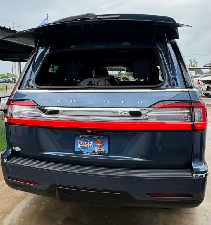 2019 Lincoln Navigator Image 16