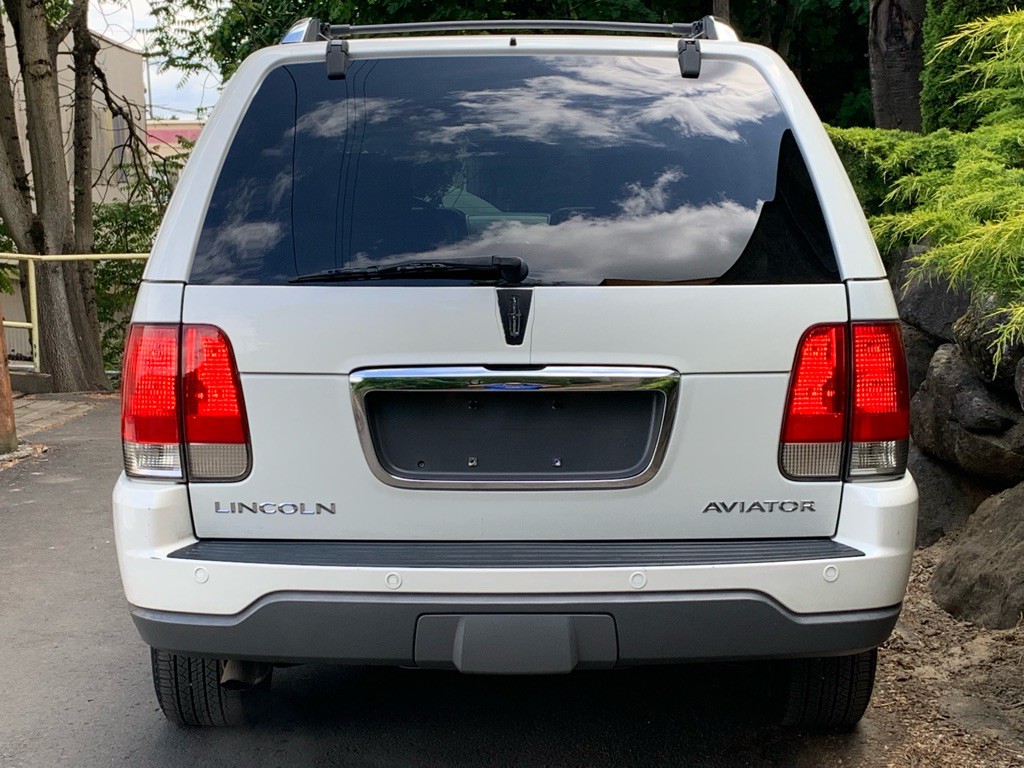 2003 Lincoln Aviator Image 4