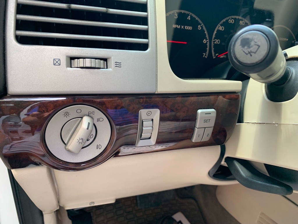 2003 Lincoln Aviator Image 12