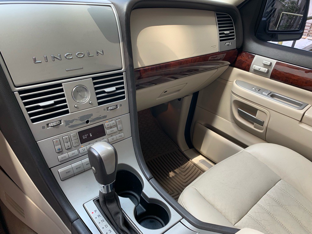 2003 Lincoln Aviator Image 17