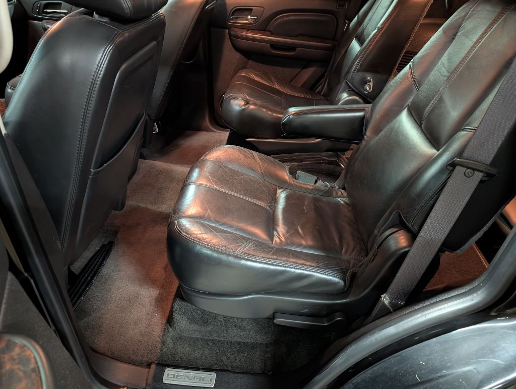 2008 GMC Yukon Image 13