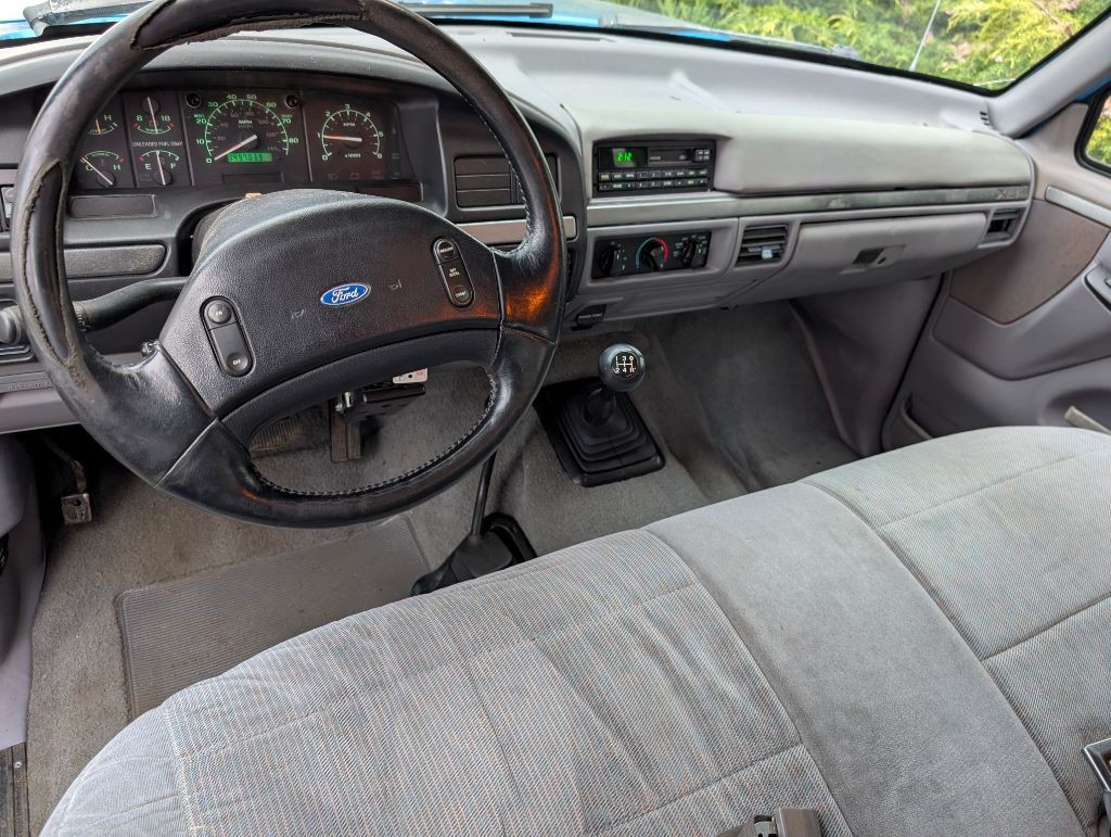 1994 Ford F-250 Image 8