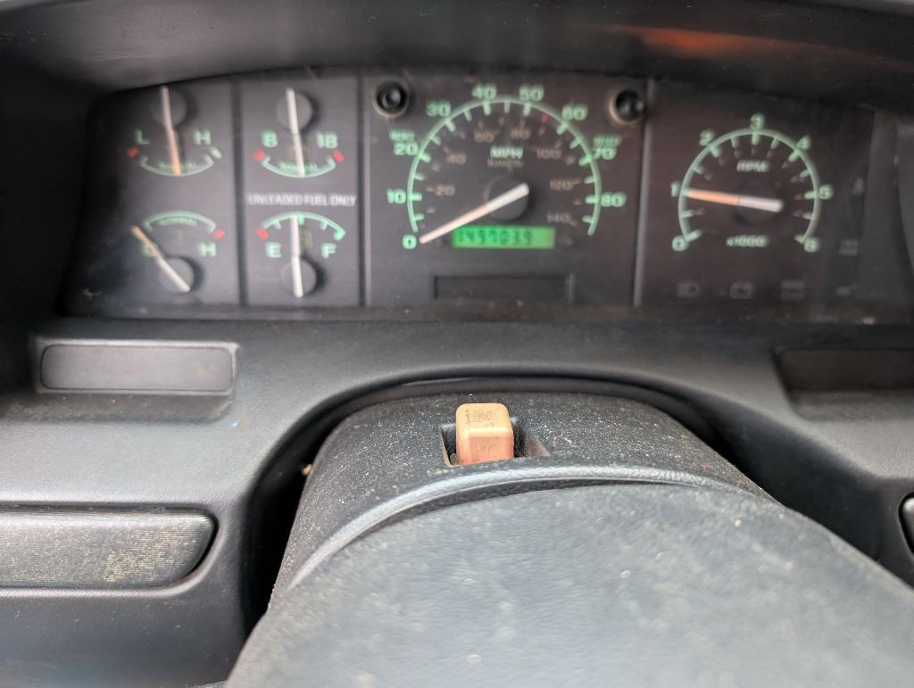 1994 Ford F-250 Image 11