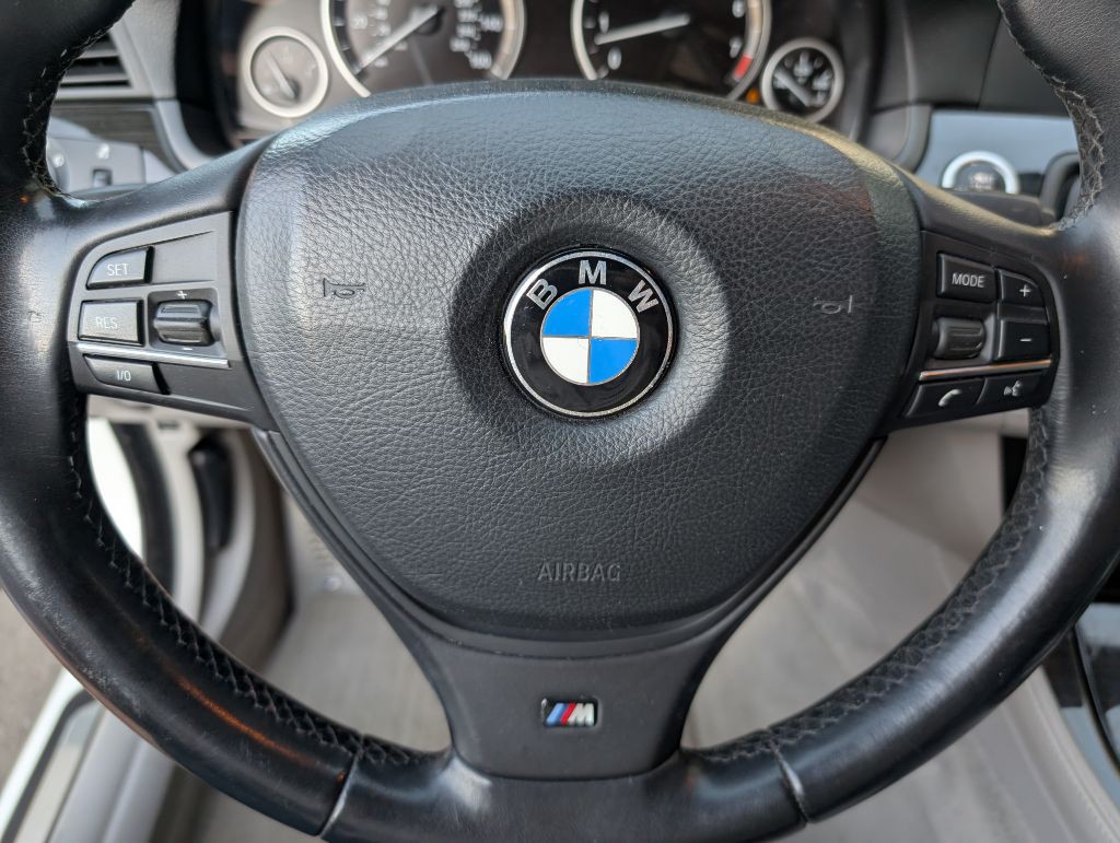 2013 BMW 5 Series Image 13