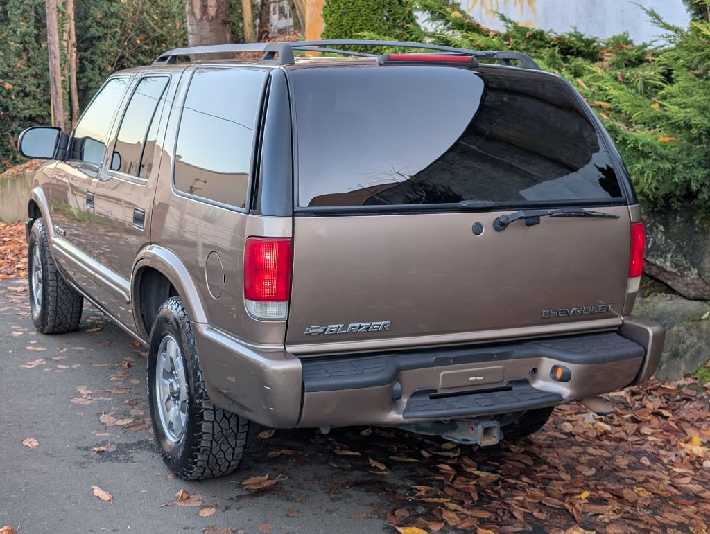 2002 Chevrolet Blazer Image 4
