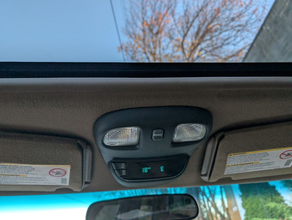 2002 Chevrolet Blazer Image 12