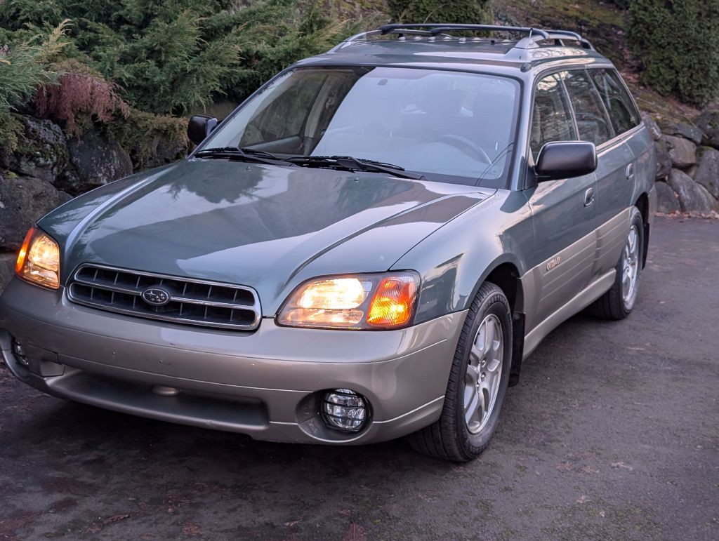2001 Subaru Legacy Image 3
