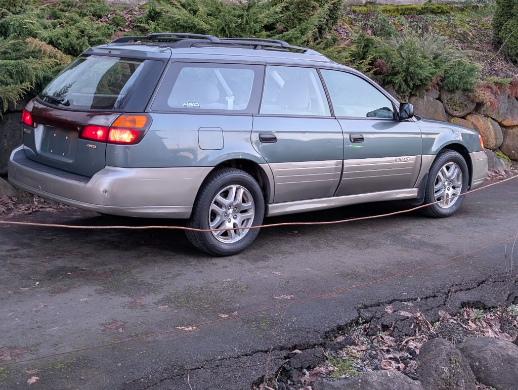 2001 Subaru Legacy Image 4