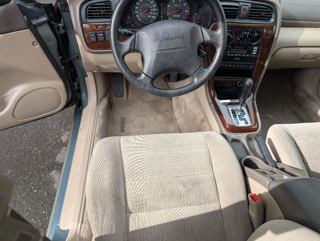 2001 Subaru Legacy Image 16