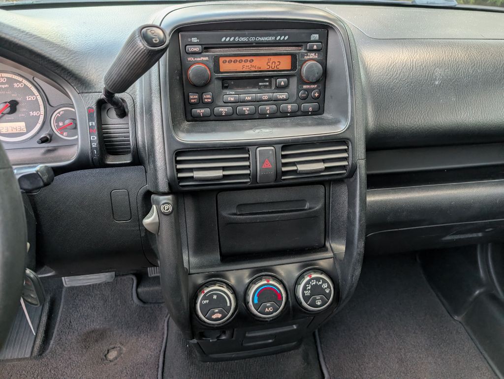 2004 Honda CR-V Image 10