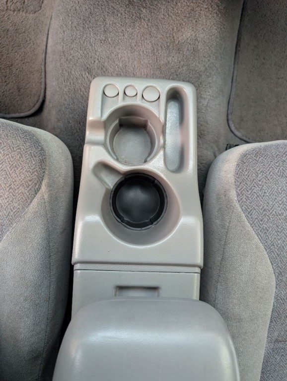 2000 Ford Explorer Image 13