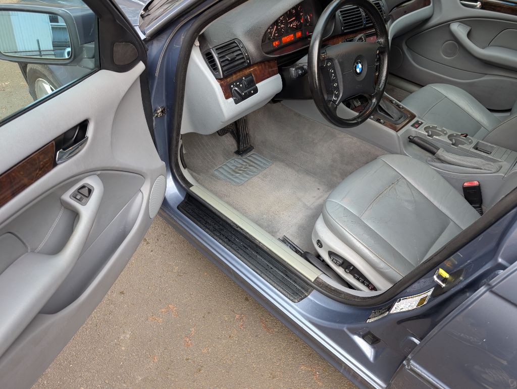 2005 BMW 3 Series Image 7