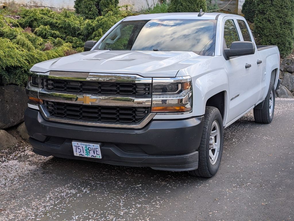 2016 Chevrolet Silverado 1500 Image 2