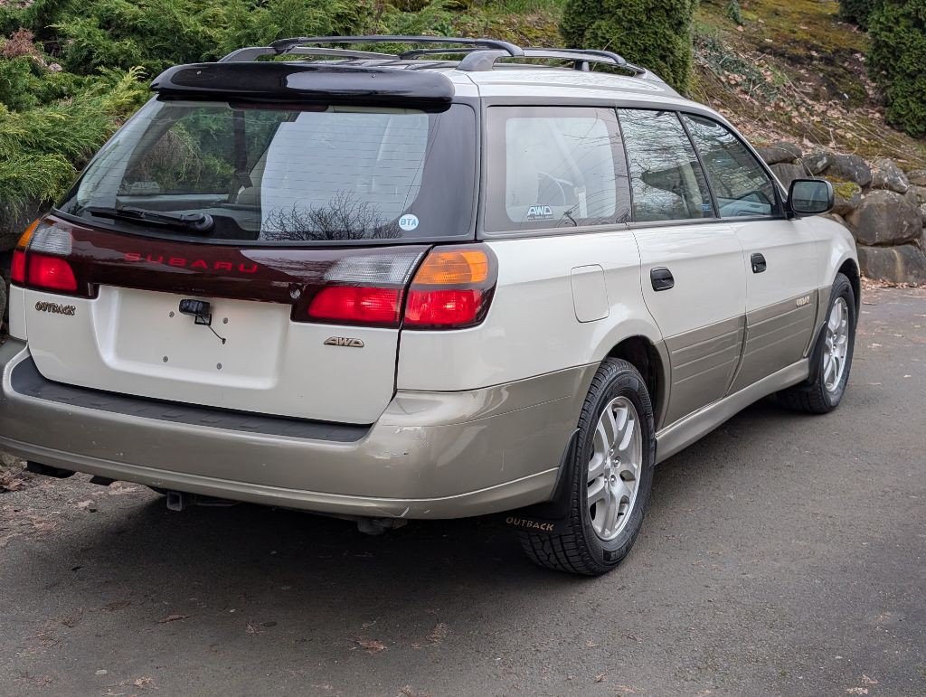 2002 Subaru Legacy Image 1