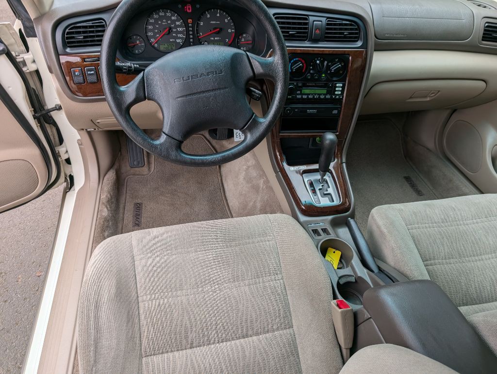 2002 Subaru Legacy Image 8