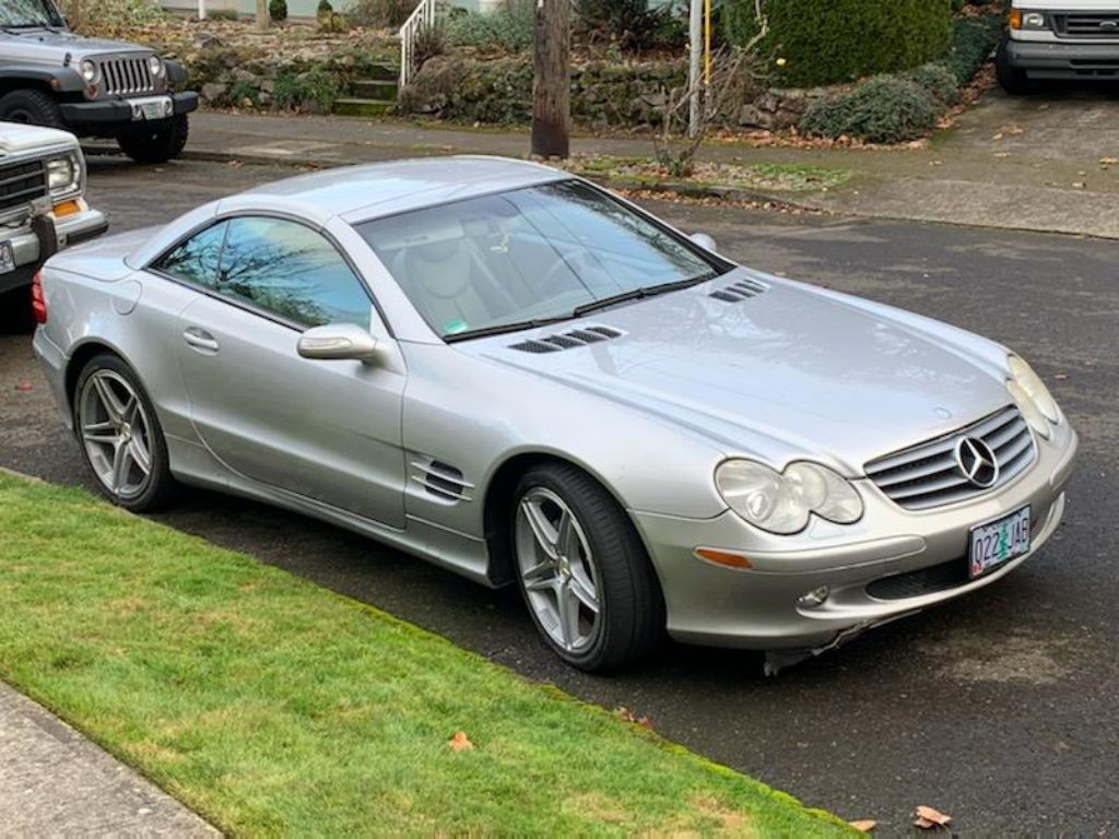 2004 Mercedes-Benz SL-Class Image 2