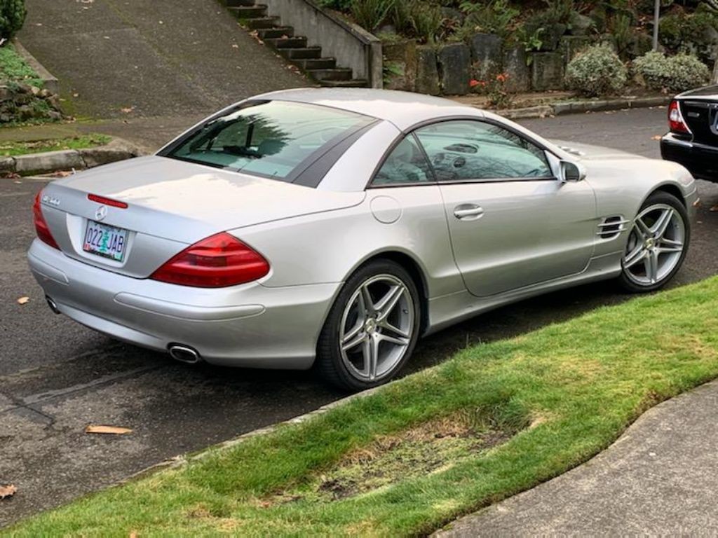 2004 Mercedes-Benz SL-Class Image 4