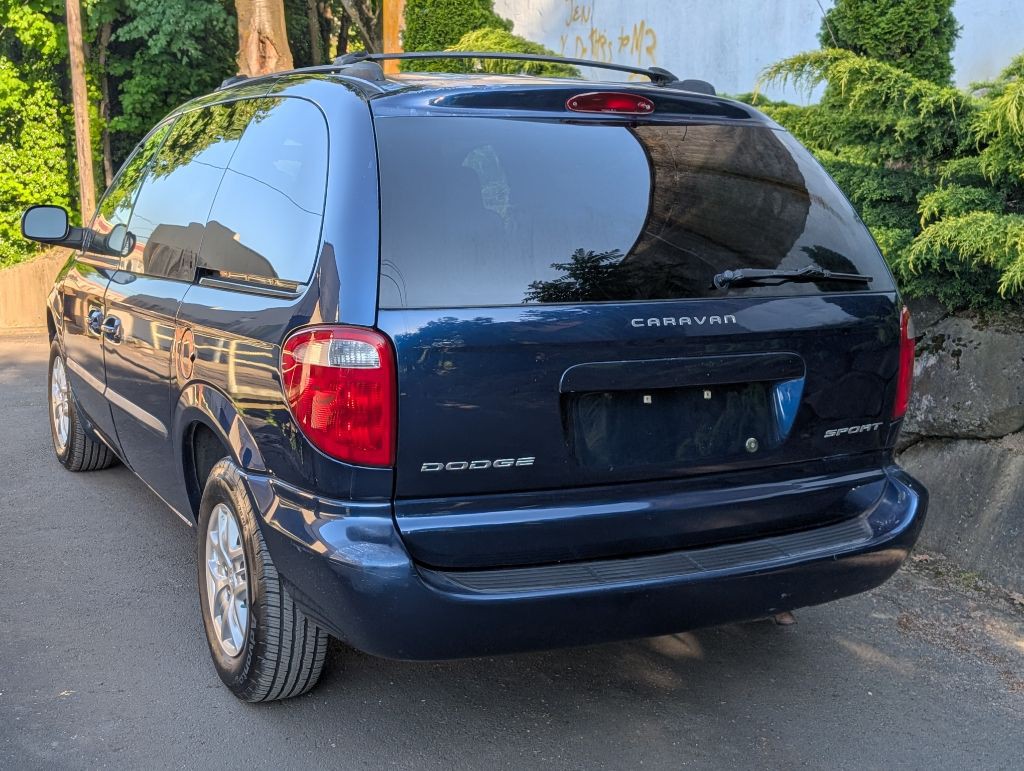 2002 Dodge Ram Van Image 3