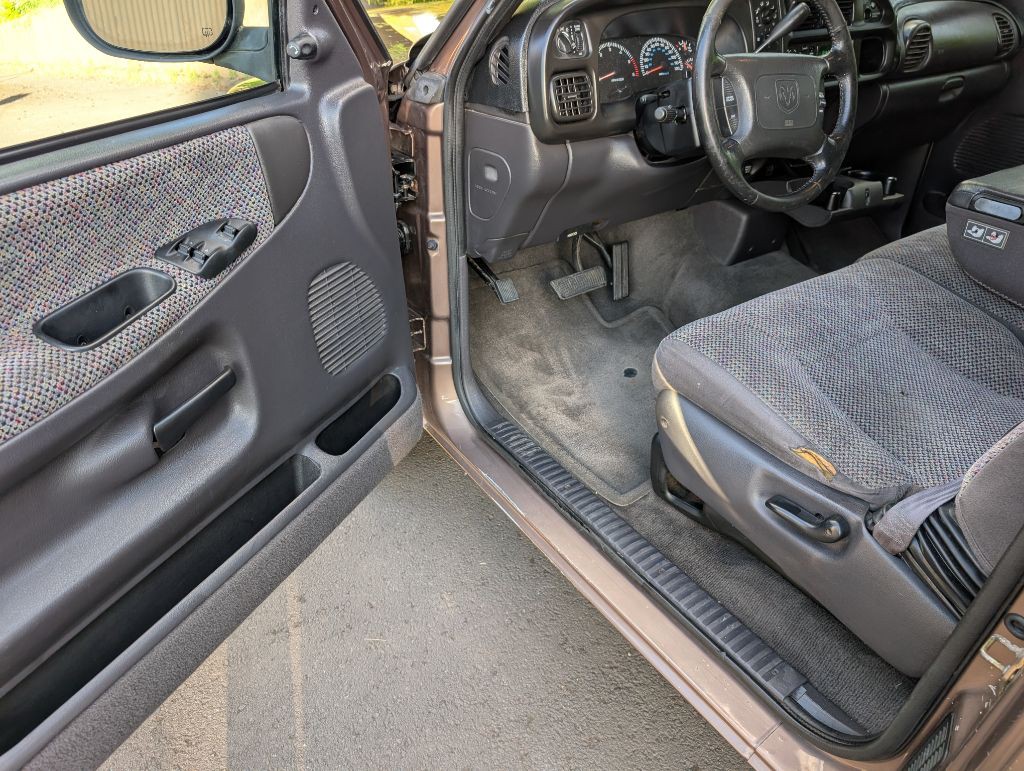 2001 Dodge Ram 1500 Image 5