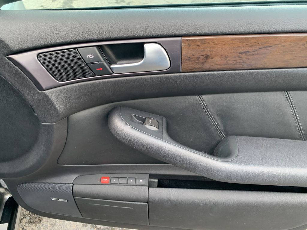 2002 Audi S6 Image 23