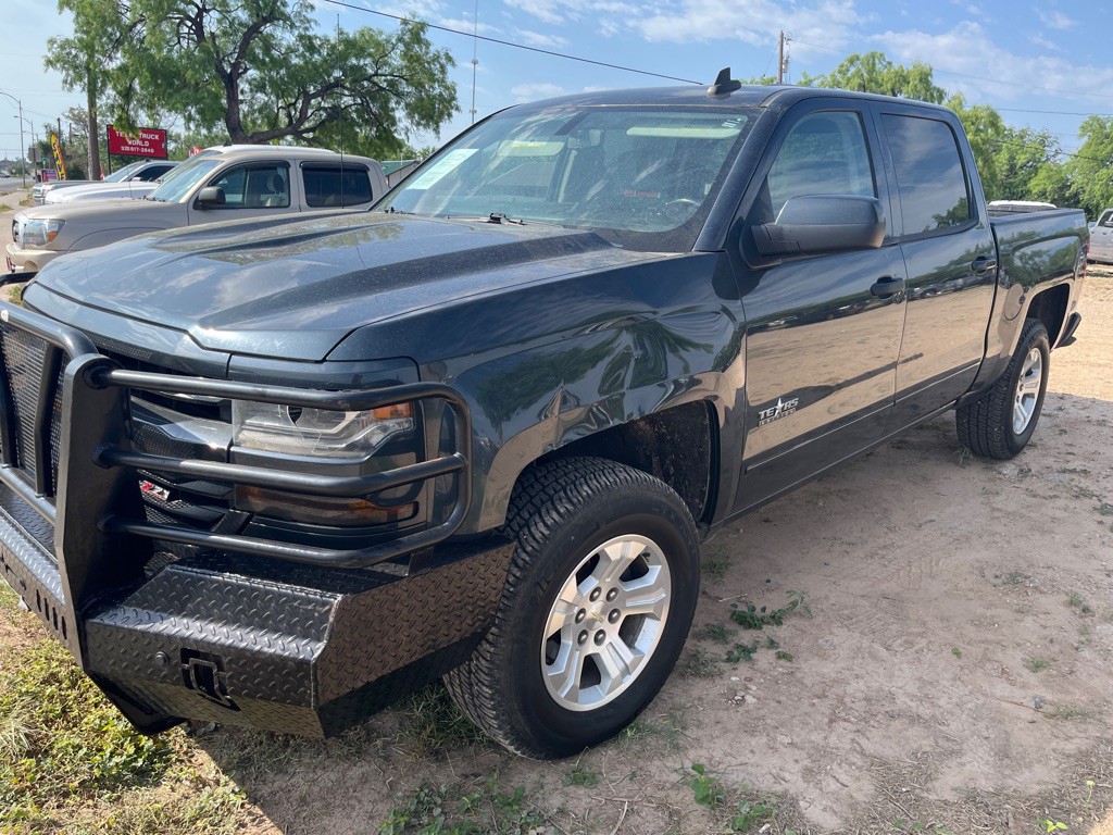 2017 Chevrolet Silverado 1500 Image 2