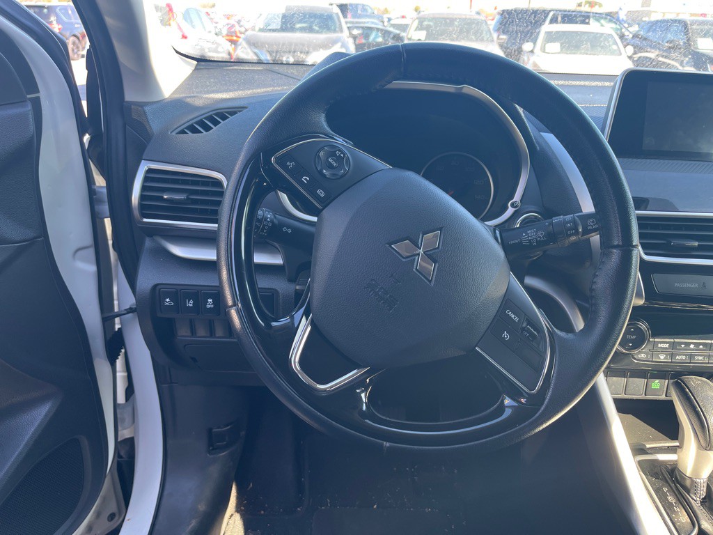 2020 Mitsubishi Eclipse Image 6