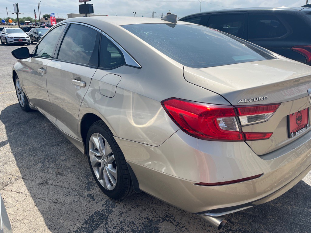 2019 Honda Accord Image 4