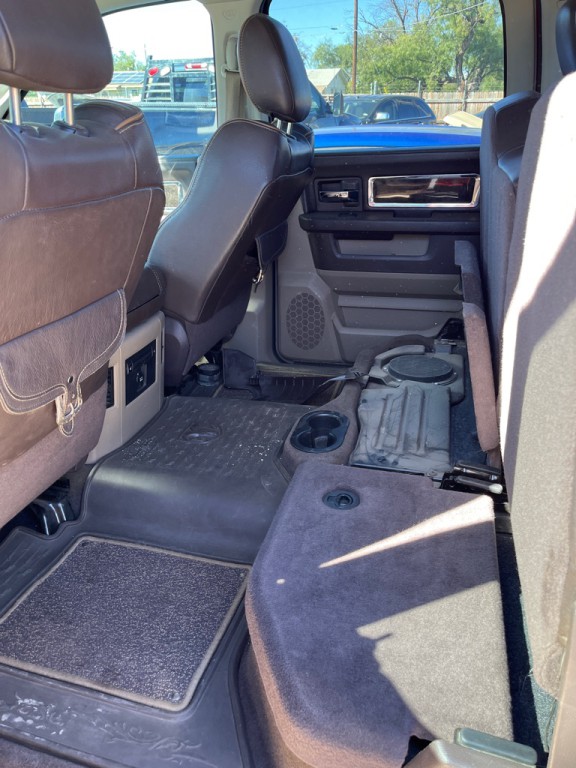 2011 Dodge Ram 1500 Image 3