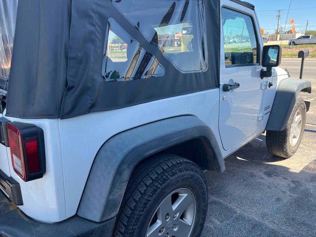 2016 Jeep Wrangler Image 3