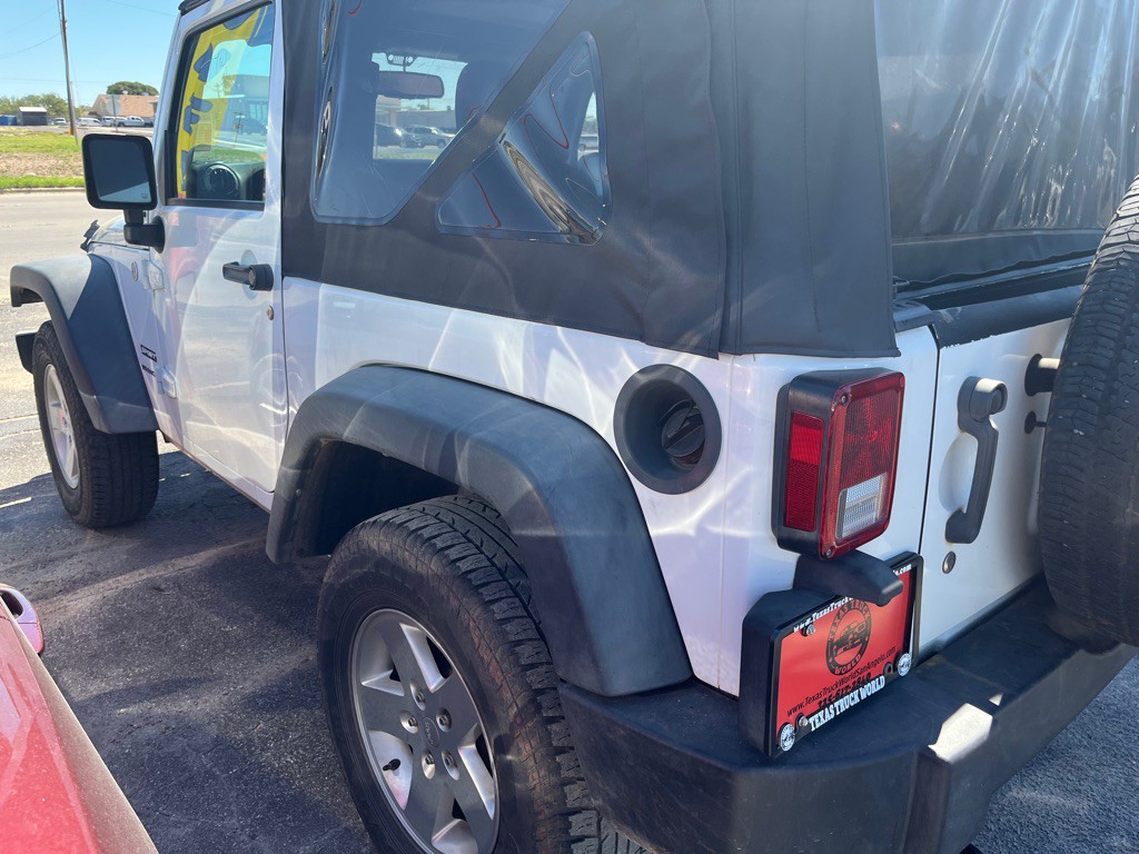 2016 Jeep Wrangler Image 4