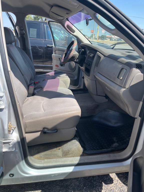 2004 Dodge Ram 1500 Image 8